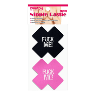 Copricapezzoli adesivi a forma di X in versione nero e rosa con scritta provocante, perfetti per look audaci e outfit sensuali