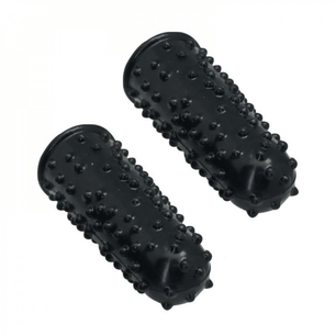 Coppia di coperture in silicone nero con rilievi antiscivolo, vista inclinata su sfondo bianco.