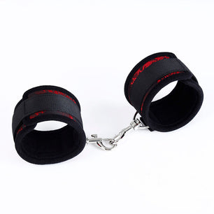 OHMAMA FETISH - Scandalo Manette da Polso