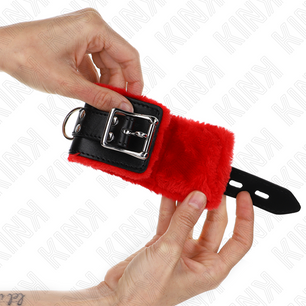KINK - Polsini Imbottiti in Pelliccia con Fori Quadri Cintura Rossa e Nera Regolabile 17-29 Cm X 6 Cm